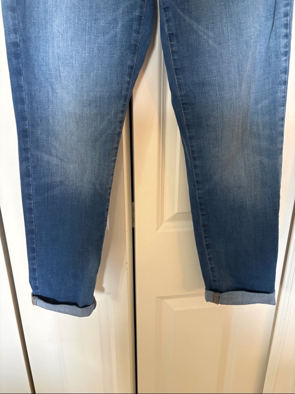 J. Jill Women's Boyfriend Jeans in Medium Blue Wash - Picture 6 of 13